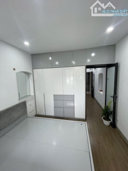 Bán Tập Thể Tầng 3 phố Kim Ngưu, 2 Ngủ, 2 Thoáng vĩnh viễn, DTSD 60m2 - 3
