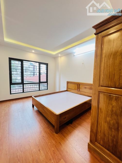 HÀNG HIẾM ĐẠI TỪ , 47M2 , 6 TẦNG THANG MÁY , NGÕ THÔNG, GẦN HỒ , 10M RA Ô TÔ, 11,95 TỶ - 3