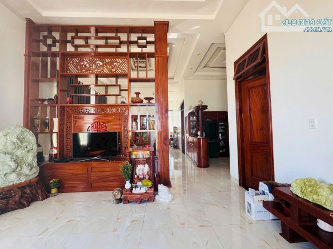 Nhu cầu chuyển đổi cần bán căn nhà trung tâm tt Liên Nghĩa giá tốt - 3