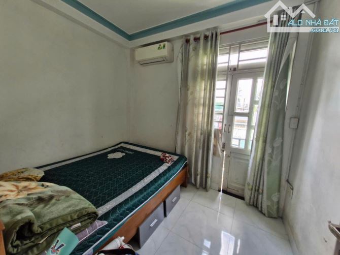 CHỦ GẤP BÁN TRONG TUẦN GIẢM SỐC 750TRIỆU,NHÀ 3TẦNG DT40M NGAY LÃ XUÂN OAI,HẺM XE HƠI - 3