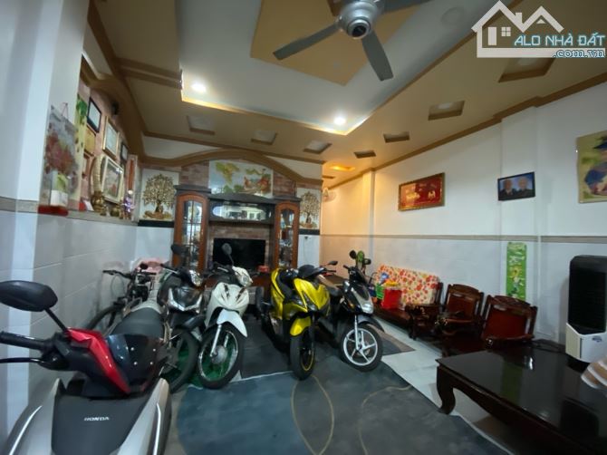138M2- SHR- CHDV CÓ 15 PHÒNG CHO THUÊ HUỲNH TẤN PHÁT GẦN KCX TÂN THUẬN Q7 CHỈ 12,5 TỶ - 3