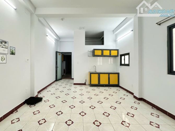 MTKD hẻm D2 Bình Thạnh - 14 phòng CHDV - dòng tiền 80tr/tháng - 80m2 - 5 tầng - 22.5 tỷ. - 3