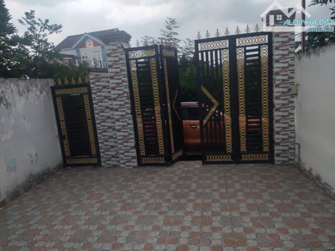 Siêu phẩm nhà HXH Đặng Thúc Vịnh, Hóc Môn.DT:112m2 .Chỉ 4.8 tỷ (TL) - 4