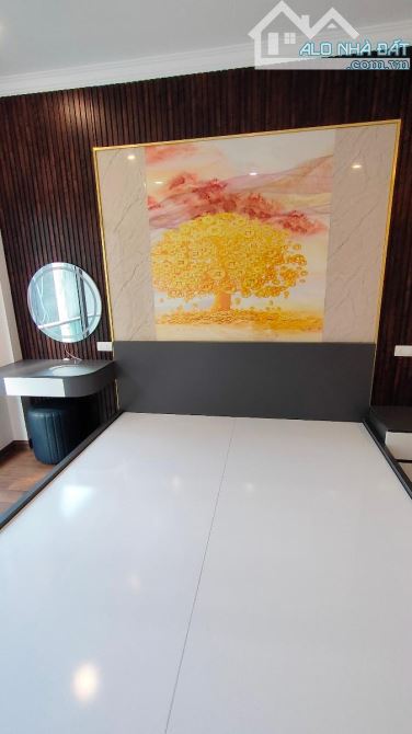 THẠCH BÀN – NHÀ 6 TẦNG MỚI TINH – OTO 4 CHỖ VÀO NHÀ – THANG MÁY XỊN – 7,9TỶ! - 4