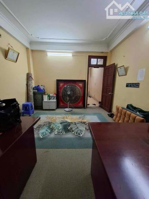 Bán Nhà Đẹp 83m2- 4T- TT18 KĐT Văn Quán- Đường 2 ô tô tránh- Nhỉnh 19 tỷ- Rẻ Nhất Khu - 4