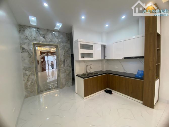 Bán Nhà Xuân La - Tây Hồ - 37M2 - 6 Tầng, Thang Máy -MT 6m - Gần Phố-Gần Hồ Tây -10 Tỷ Hơn - 4