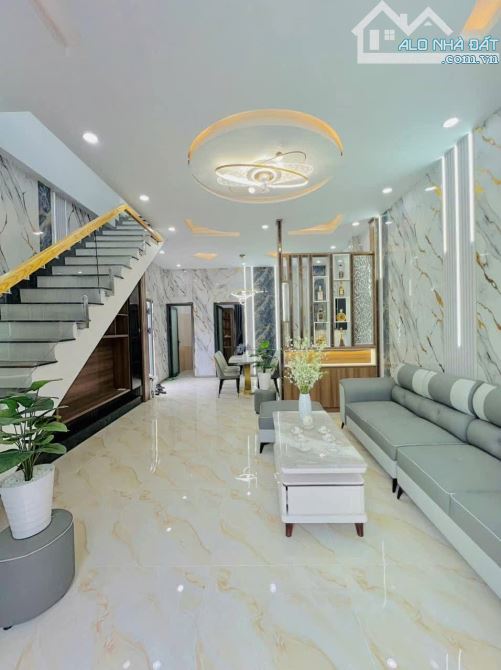NHÀ CHÍNH CHỦ, RỘNG 120M, ĐƯỜNG XE HƠI, GIÁ CHỈ 2 TỶ 8 NGAY TRUNG TÂM THỦ DẦU MỘT. - 4