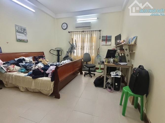 Bán gấp nhà đẹp ở ngay MTKD Bến Bình Đông, xe hơi ngủ nhà, 82m2, SHR, chỉ 16.5 tỷ. - 4
