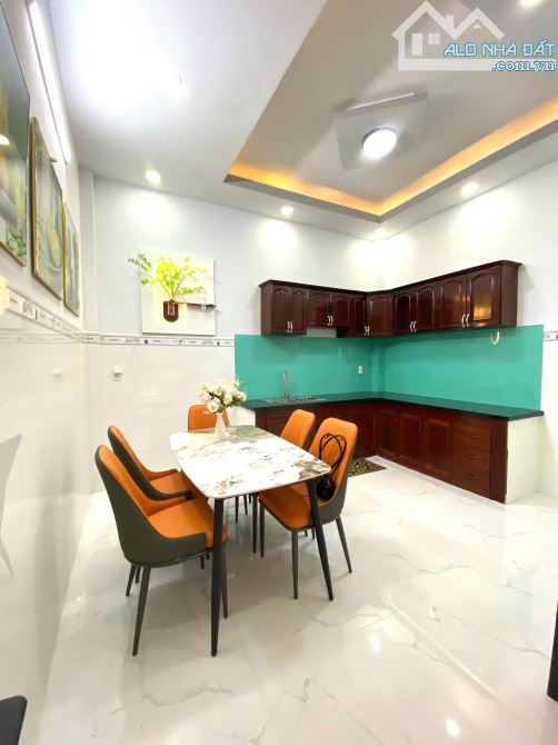 Bán Nhà Thới An Q12 - 52M2 (4,2 x 12 ) - 4Tầng - Hẻm HXH -  Chỉ 5,36Tỷ. - 4