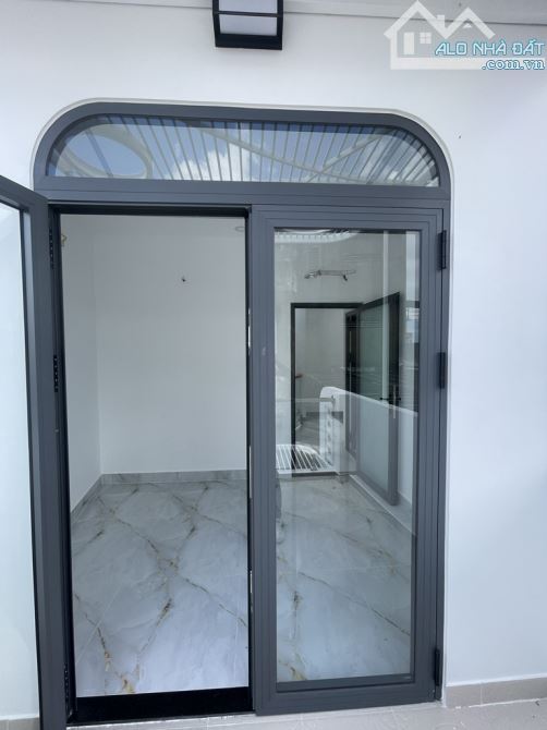 HÓT 6 TỶ 9. MT LÊ QUANG SUNG QUẬN 6 - MGANG 4.6 - 3 TẦNG - 4