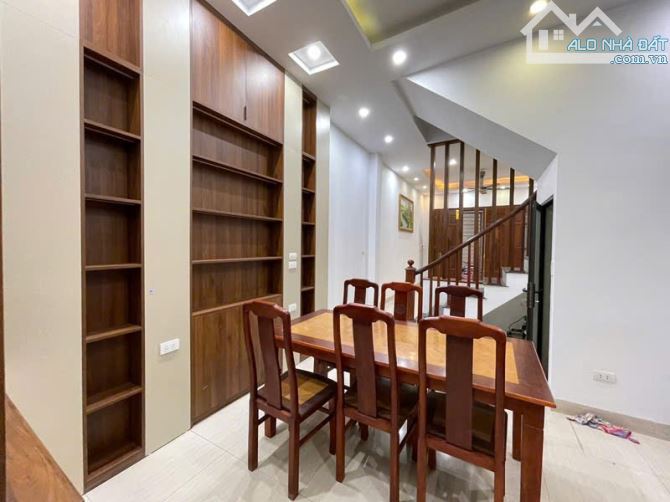 Bán nhà Thượng Thanh, Long Biên, hai thoáng, 4 ngủ, nở hậu nhẹ, 47.9m², giá 7.5 tỷ - 4