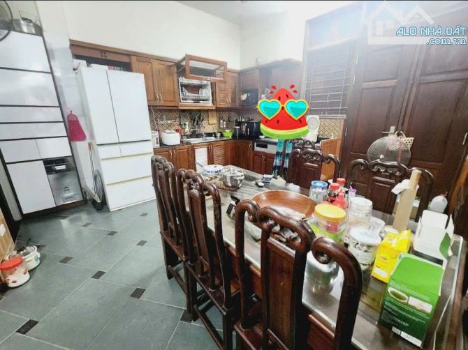 Bán nhà phố Trung Kính - Cầu Giấy - Phân lô quân đội - Lô góc - Oto tránh đỗ - 19 tỷ. - 4