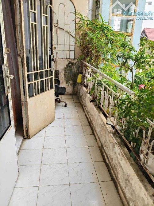 🔥[BÌNH THẠNH] HẺM XE TẢI KHU ĐƯỜNG D - 4 TẦNG BTCT - 67M2- SỔ VUÔNG VỨC - 15 TỶ - 4