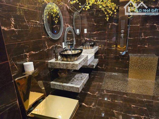 BÁN CĂN HỘ VỊP 155M2 CHUNG CƯ ARIA CÁCH BÃI TẮM 150M GIÁ 5,7 TỶ - 5