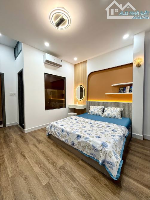 Chính chủ bán nhà Huỳnh Văn Bánh 2 MT, ngang 4.6m, 59m2, giá chỉ 8.2 tỷ - 5