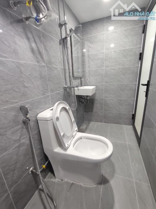 BÁN CĂN HỘ TẬP THỂ NGUYỄN TRÃI,50M2 x 2 NGỦ, FULL NỘI THẤT,NHÀ ĐẸP Ở LUÔN. - 5