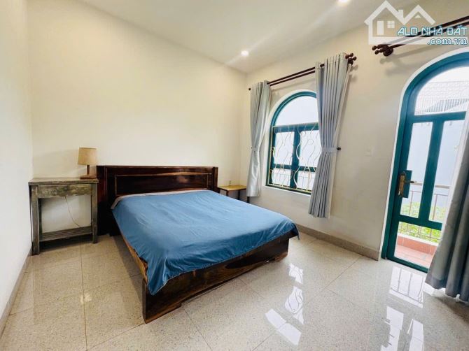 Nhà 3 tầng sân vườn + gara ô tô ngay mặt tiền Linh Đông vành đai 2 Phạm Văn Đồng DT 8x19 - 5