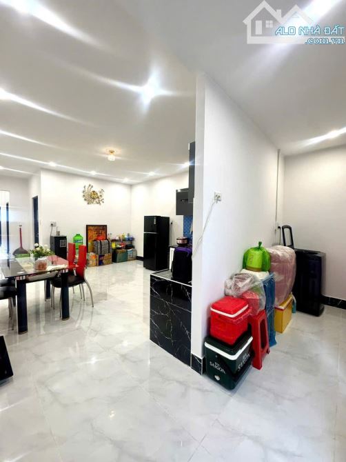 Biến CỰc Căn chủ kẹt tiền bán nhanh Căn nhà ở Tiền lân 18 Bà điểm 80m2 Sổ Hồng Riêng 750tr - 5