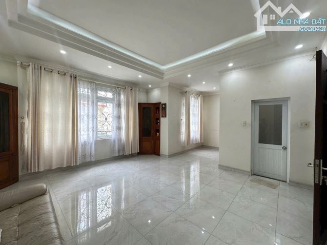 Siêu vip..Bán biệt thự 2 lầu toạ lạc P. Thống Nhất trung tâm Biên Hoà. 16x18m. Giá 27 tỷ. - 6