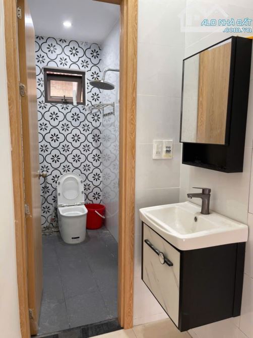 CHO THUÊ NHÀ ĐẸP 3 TẦNG MỚI XÂY KIỆT BÀ TRIỆU ĐỐI DIỆN SIÊU THỊ GO - 6