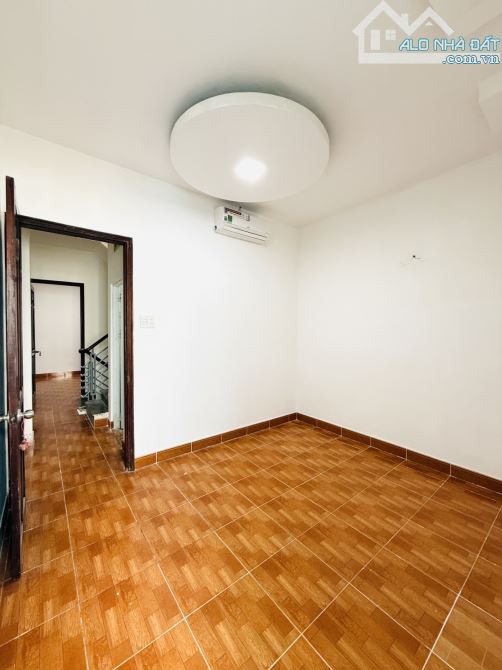 Hẻm xe hơi CMT8 P15. Q10. 40m2. 4 tầng mới. 4PN. 2ST. Chỉ 6.2 tỷ. - 6