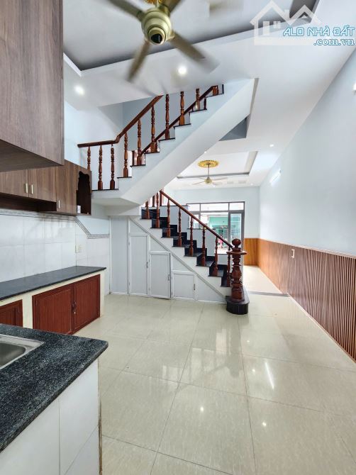 58.7m2 nhà MT kinh doanh 3,79 Tỷ, p.Tân Đông Hiệp, Tp.Dĩ An - 6