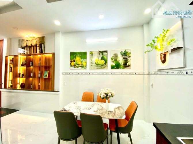Bán Nhà Thới An Q12 - 52M2 (4,2 x 12 ) - 4Tầng - Hẻm HXH -  Chỉ 5,36Tỷ. - 6