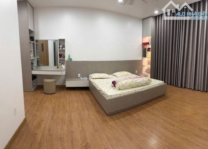 Biệt Thự 10,7 x 17m, 3 lầu đường Đặng Thuỳ Trâm Bình Thạnh, Giá chỉ 31,5 tỷ - 6