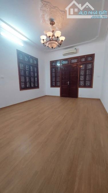 BÁN NHÀ PHÂN LÔ QUAN NHÂN 90m2 - 6T - MT 4.5m - 30.5 TỶ - Ô TÔ TRÁNH - KINH DOANH - 6