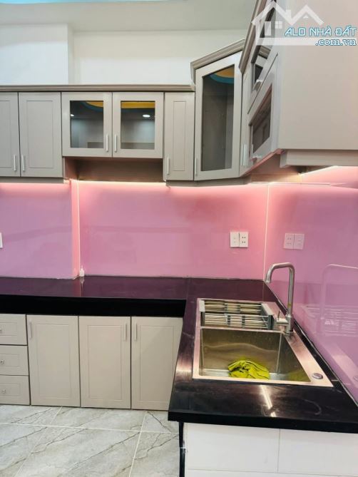 HẺM XE HƠI 6M - THÔNG - QUANG TRUNG - NGANG 3.5 X 11M - 4 TẦNG - P14 GÒ VẤP - CHỈ 5.X TỶ - 6