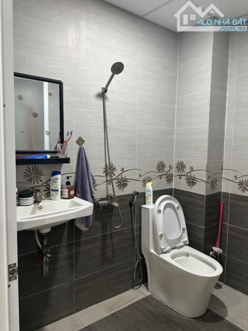 Bán nhà trệt lầu 4,5 x 20 căn góc hẻm 7m 1/ Phan Huy Ích - 7