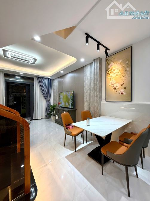 Chính chủ bán nhà Huỳnh Văn Bánh 2 MT, ngang 4.6m, 59m2, giá chỉ 8.2 tỷ - 7