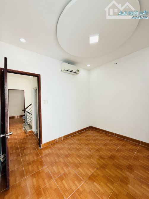 Hẻm xe hơi CMT8 P15. Q10. 40m2. 4 tầng mới. 4PN. 2ST. Chỉ 6.2 tỷ. - 7