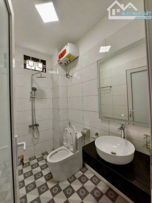 BÁN NHÀ NGÔ GIA TỰ –Ô TÔ TẢI TRÁNH– LÔ GÓC - THANG MÁY – 80M2 CHỈ 14,5 TỶ - 7