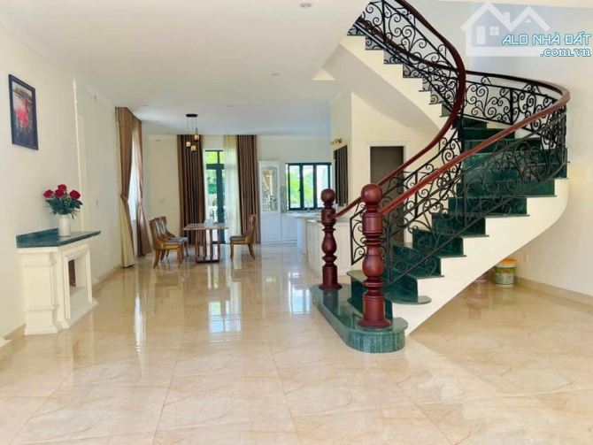 Bán Biệt Thự mặt tiền Bà Triệu P. Hội Phú Pleiku Gia Lai - 7