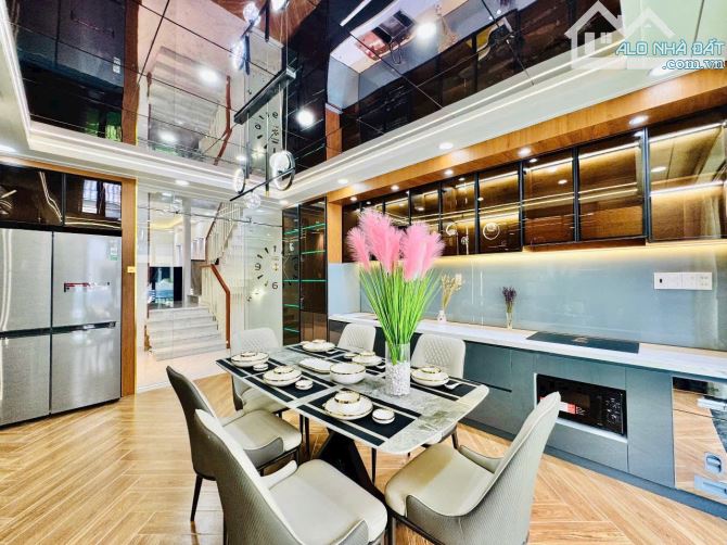 4❌18m, BÁN NHÀ KHU VIP, ĐƯỜNG 10M, 7 TẦNG, THANG MÁY, PHAN HUY ÍCH, P12 GÒ VẤP, 12.x TỶ - 7