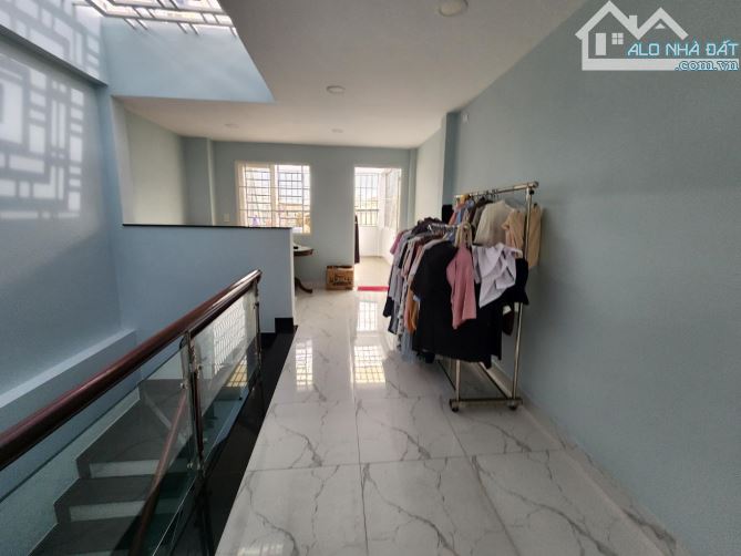 HẺM XE HƠI PHẠM VĂN HAI - 4 TẦNG NỞ HẬU - TÂN BÌNH - 8
