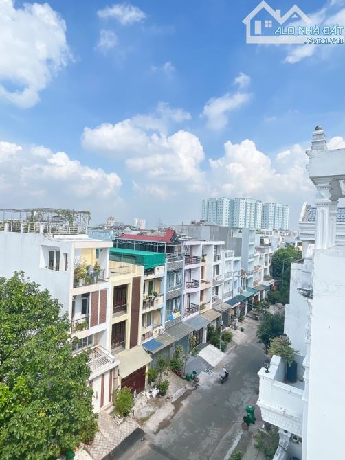 Biệt thự mặt tiền khu Nam Hùng Vương 210m2 5 tầng có hầm thang máy, nở hậu, 17 tỷ TL - 8