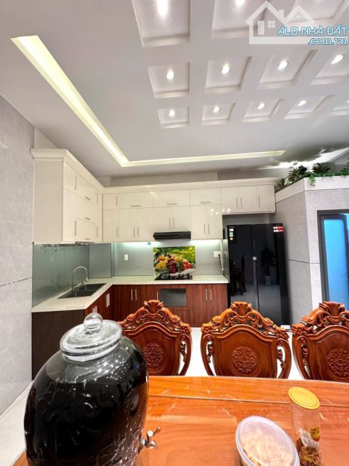 Nhà đẹp 4 tầng hẻm 318 Thống Nhất ngang 4.5m 63m2 gần UBND Phường 16 chỉ 8 tỷ xíu. - 8