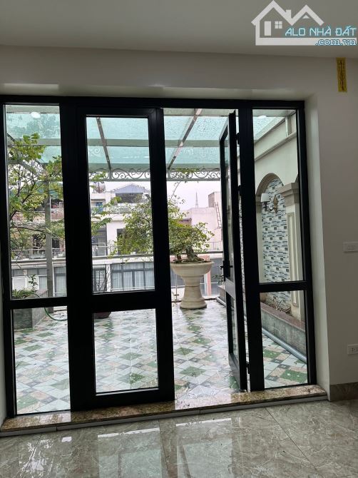 GIA ĐÌNH CẦN BÁN LIỀN KỀ HDMON HÀM NGHI, 7 TẦNG THANG MÁY, Ở & KINH DOANH, 100m2 MT 6m - 9