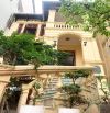 Nhà đẹp ở ngay Thái Thịnh Đống Đa. Sổ 190m 4 tầng MT7m Giá 35 tỷ Ô tô tránh đỗ ngày đêm