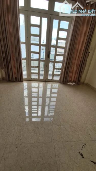 HOT! NHÀ ĐẸP 4 TẦNG TRẦN ĐÌNH XU Q1 - NGAY TRUNG TÂM SÀI GÒN - CHỈ 4.58 TỶ!