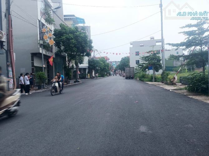 Chủ Ngộp Ngân hàng Bán Tháo Giảm sâu Bắc Hồng Đông Anh Hà Nội ở cực sướng Đầu Tư Tuyệt vời