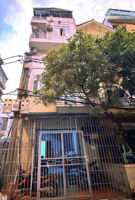 Bán nhà Mai Dịch Cầu Giấy. Sổ vuông 64m, 4 tầng MT5m Giá 19 tỷ Ngõ 2 ô tô tránh đỗ cửa
