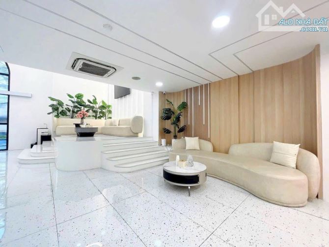 Cho thuê MB Góc 2MT Khu City Land. P7. Mở trung tâm Ngôn Ngữ. Năng Khiếu