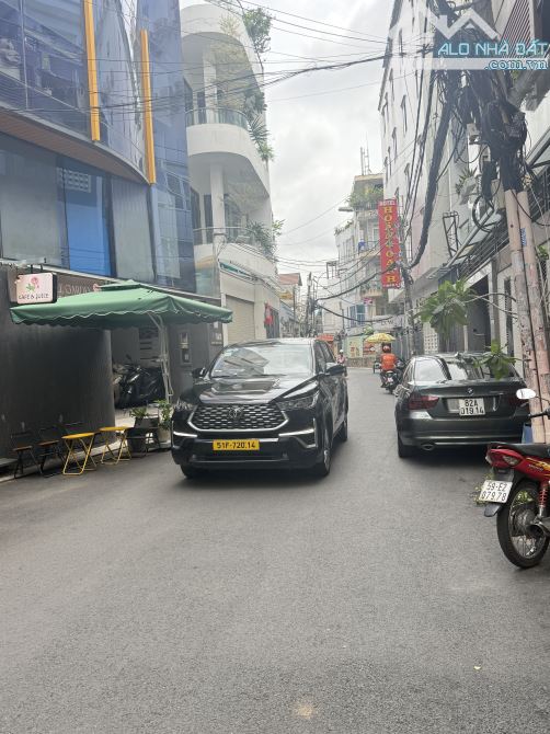 Khuôn đất ngay Phan Đăng Lưu P3 BT- 13,5*25m- Cấp 4- Hđt 65tr/1T- Đơn giá 150tr/1m2