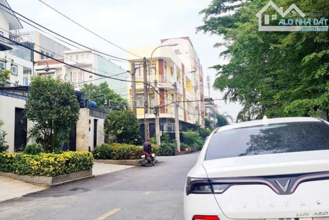 BÁN NHÀ CẶP 4 TẦNG (10*19M) CHỈ 21,3 TỶ TL, MẶT TIỀN KDC CAO CẤP DƯƠNG HỒNG, BÌNH HƯNG,