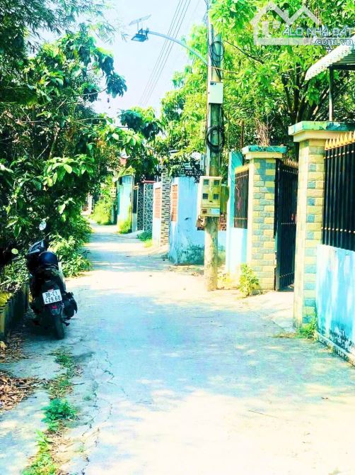 Bán nhà tạm 186m2 đường Bình Nhâm 30 Thuận An Bình Dương giá đầu tư