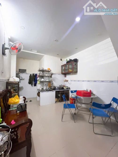 HÀNG HIẾM - NHÀ ĐẸP 45m² - NGUYỄN VĂN KHỐI P11 - GẦN CHÙA PHÁP BẢO - HƠN 4 TỶ XÍU TL MẠNH