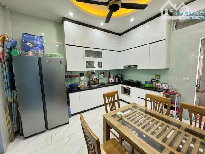 Bán Nhà Phú Thượng , Tây Hồ - 65m2 - 5 Tầng - Ngõ Rộng - Kinh Doanh - Ở Sướng - 14 Tỷ Hơn